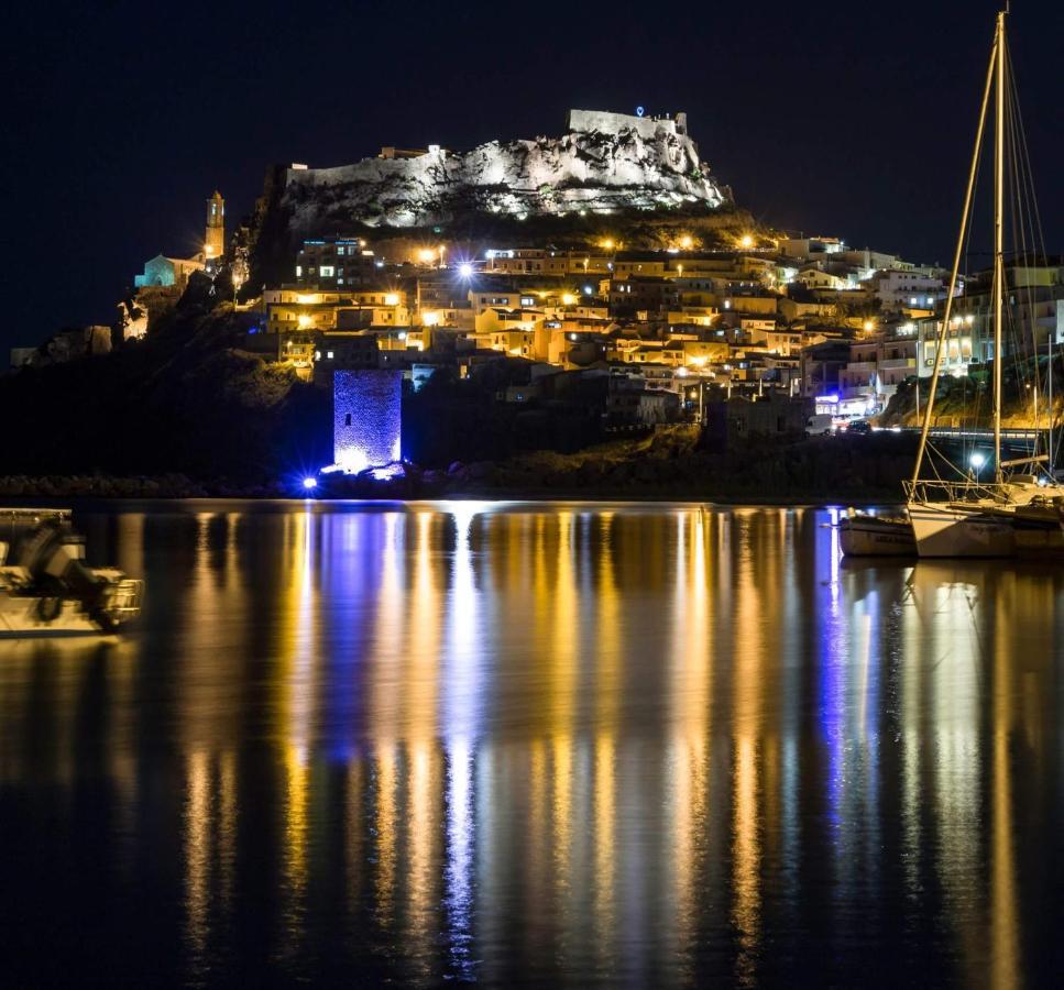 La Casa Di Mannazzotta 1 Bed & Breakfast Castelsardo Exterior photo